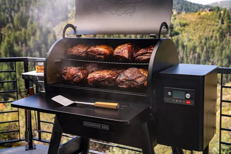 Traeger Ironwood 885