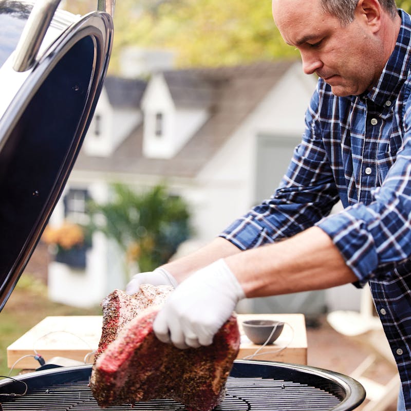 Summit® Kamado S6 Holzkohlegrill-Center